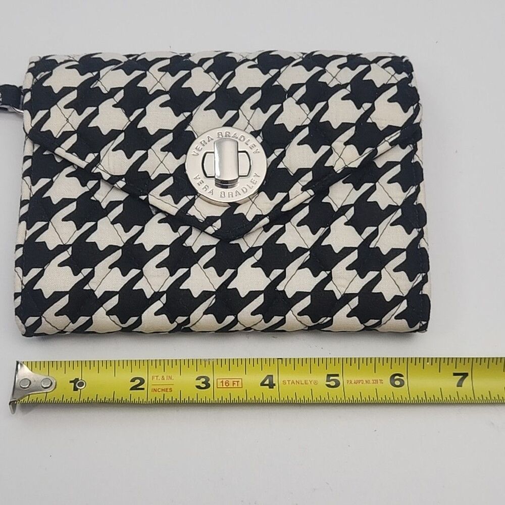 Vera Bradley Wristlet Wallet 6.25"x4.5" Black White Quilt Turn-Lock Organizer - Picture 11 of 13